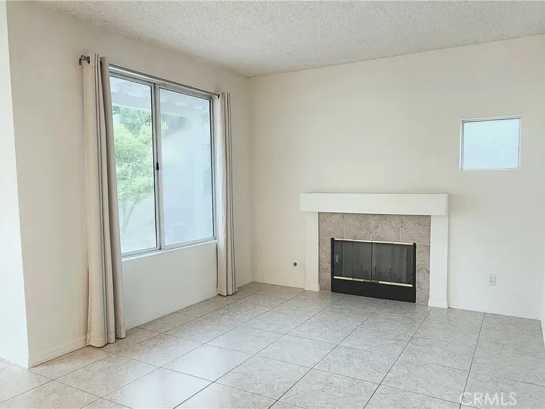 2117 Los Ranchitos Rd — Photo 11