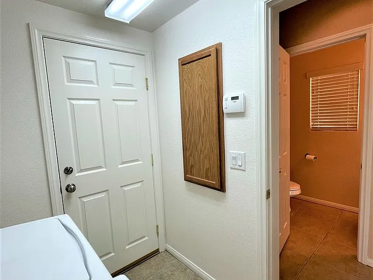 10595 Salmon Leap St — Photo 15