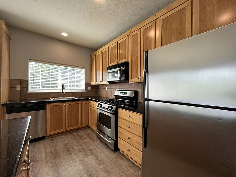 22814 SW Forest Creek Dr #200 — Photo 7