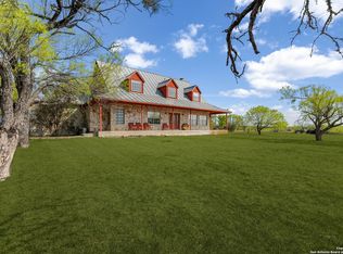 360 Private Road 4619, Castroville, TX 78009