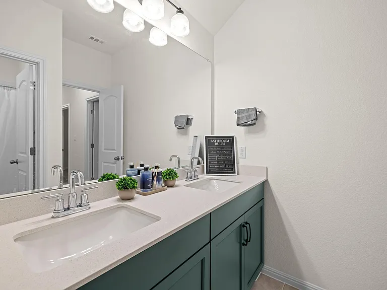 2604 Acoma Ln — Photo 24