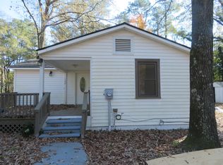 132 1st St, Santee, SC 29142