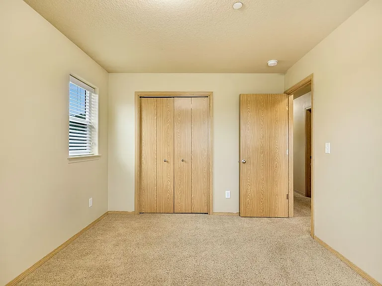 2037 SE Huckleberry Ave — Photo 16