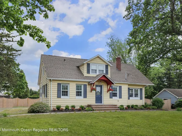 251 Oak Hill Road, Red Bank, NJ 07701
