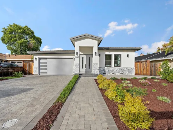 18823 Casa Blanca Ln, Saratoga, CA 95070