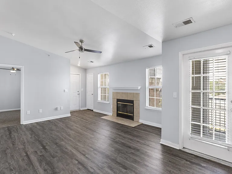 Villa Estates at Lenexa — Photo 61