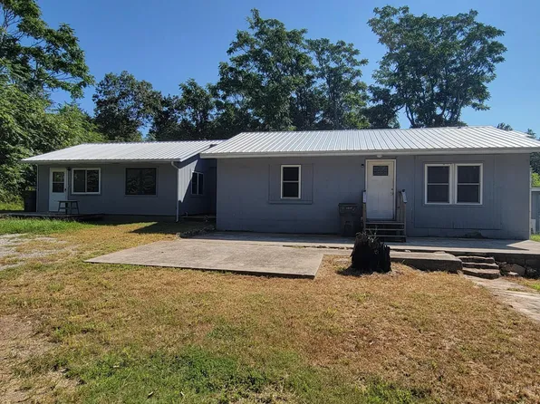 670/650 Arrowhead Ln, Cave City, AR 72521