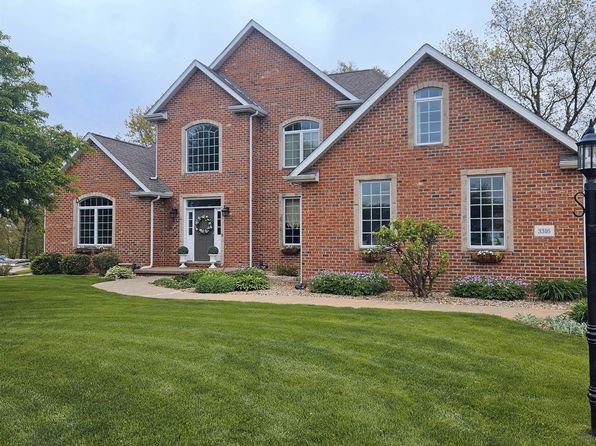 3316 S Thorncrest Ct, Mapleton, IL 61547