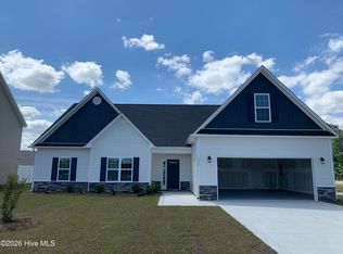 751 Secession Ln, Jacksonville, NC 28546