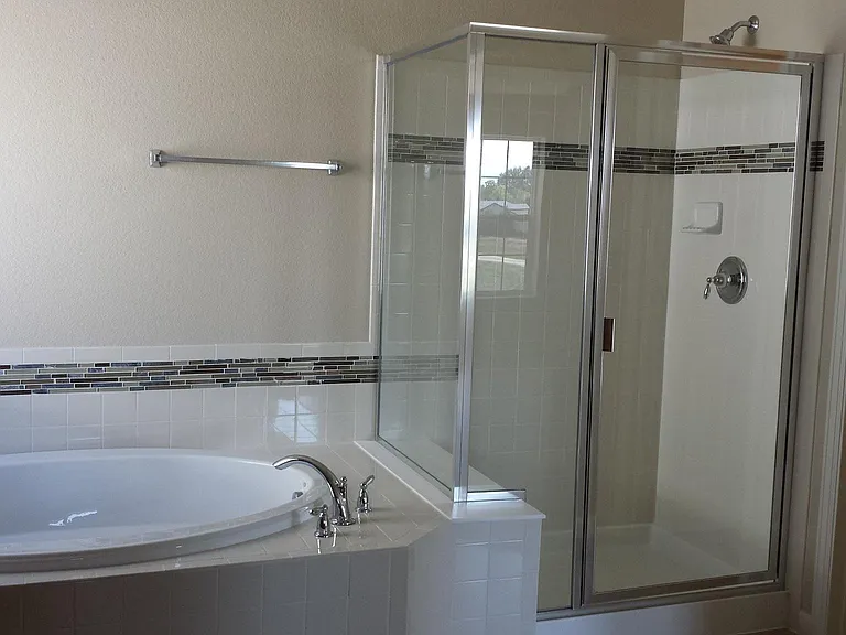610 Starline Ave — Photo 16