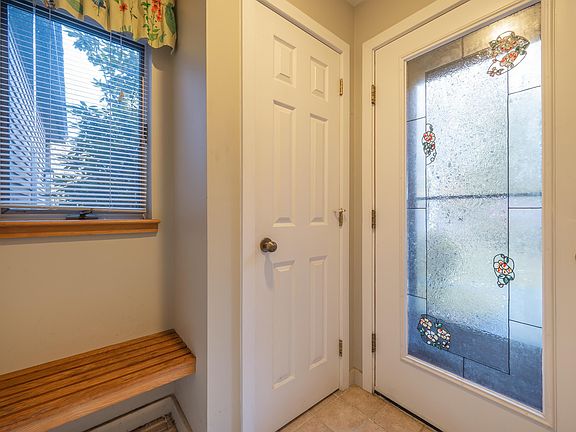 4th image of 1140 Murphys Road #2B