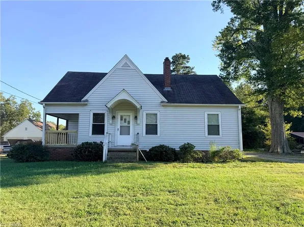 2019 W Vandalia Rd, Greensboro, NC 27407