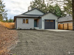 215 Cakesosta Ave SE, Ocean Shores, WA
