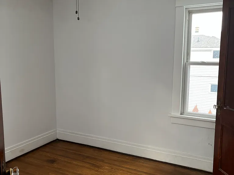 3340 Genesee St — Photo 9