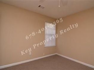 4328 Ridgetop Dr, Ellenwood, GA 30294