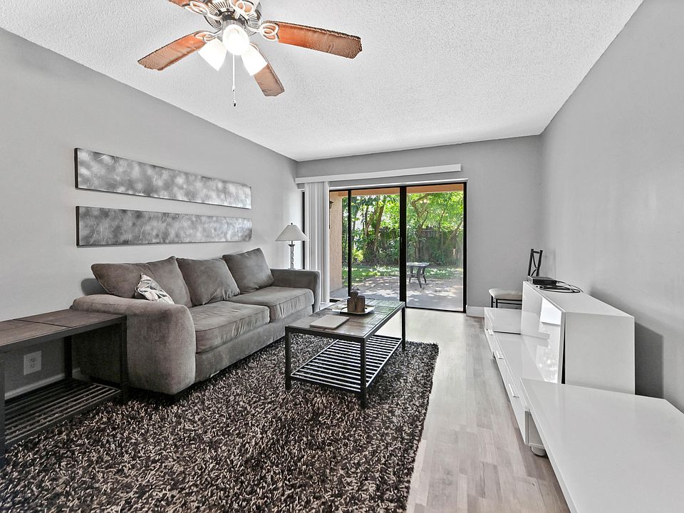 1st image of 5937 Forest Hill Boulevard #103