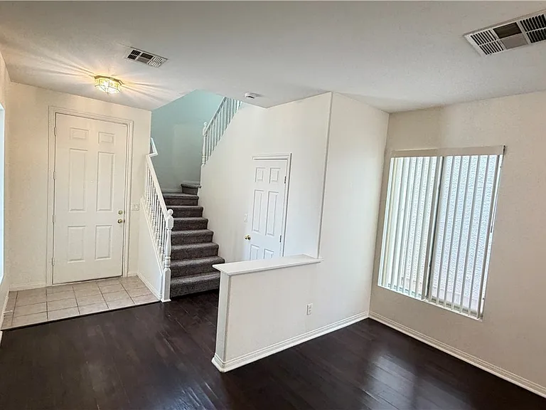 1702 Bamboo Rain Ave — Photo 4