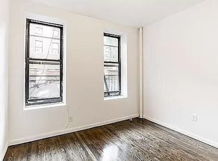 176 Thompson St APT 5, New York, NY 10012