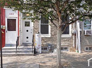 565 Line St, Camden, NJ 08103