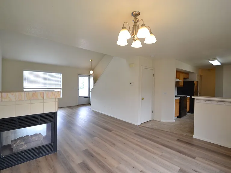 7228 Waterman Way — Photo 3