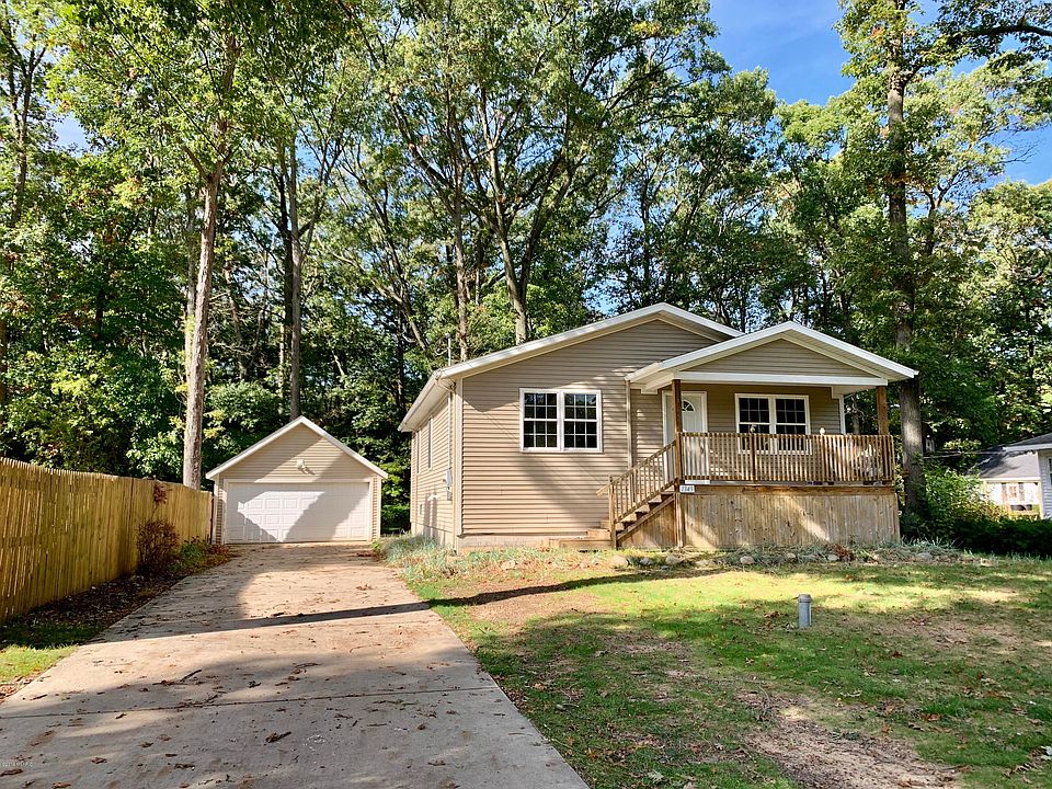 1st image of 1349 Sherwood Dr