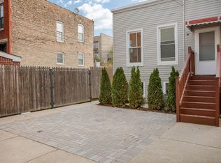 1321 N Campbell Ave, Chicago, IL 60622