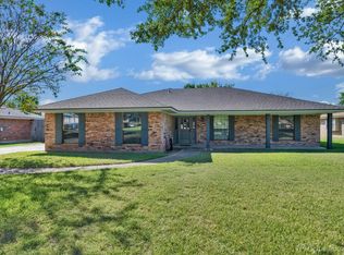 4417 Parkridge Dr, Benton, LA 71006