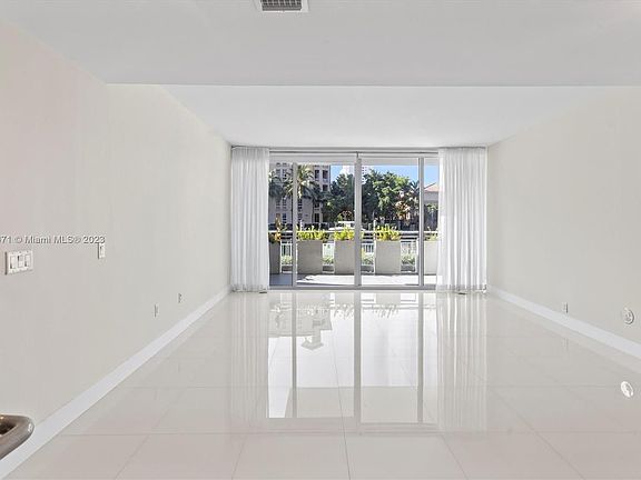 2nd image of 2950 NE 188th St APT 114