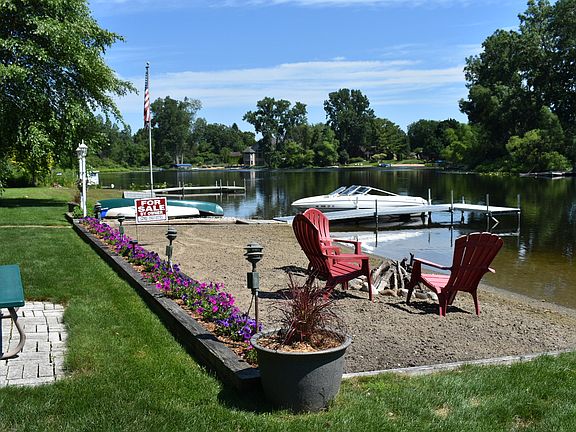 5th image of 1203 Duckwood Ct