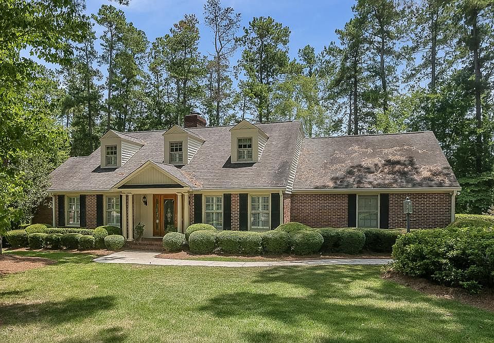 1st image of 3520 Pebble Beach Dr