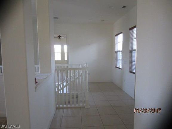 5th image of 7865 Hawthorne Dr Unit 404