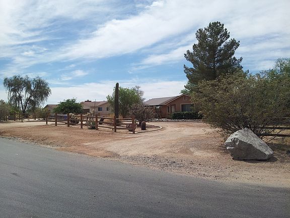 2nd image of 4007 E Forest Pleasant Pl