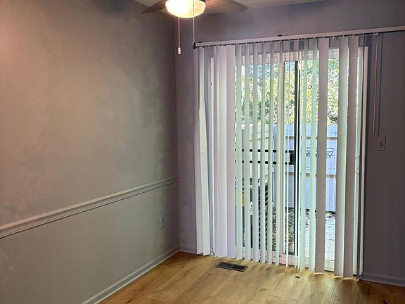 5th image of 3334 Edgebrook Dr