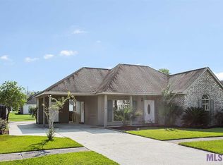 1120 S Lexington Ave, Gonzales, LA 70737