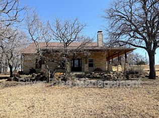 260 Silver Lakes Dr, Sunset, TX 76270