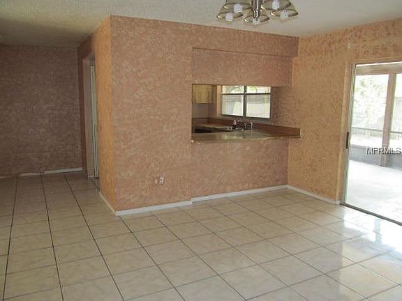 3rd image of 2616 Wildwood Ln