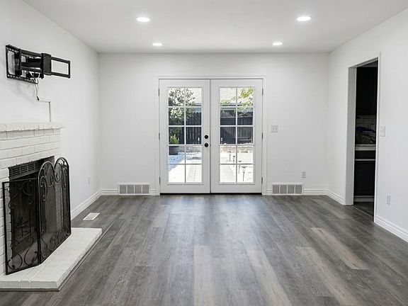 3rd image of 1218 Gilly Ln