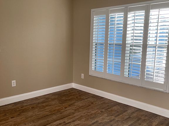 3rd image of 3311 Pelican Blvd