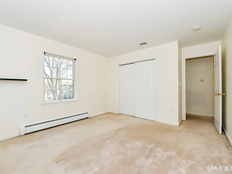 5 Moody Ave — Photo 26