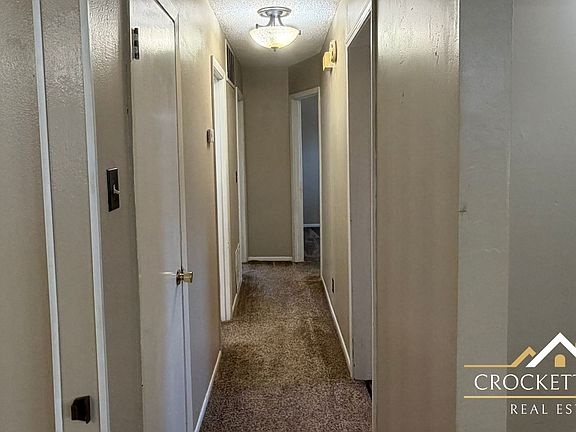 4th image of 1709 W Neil St