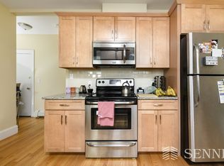 393 Washington St #1B, Somerville, MA 02143