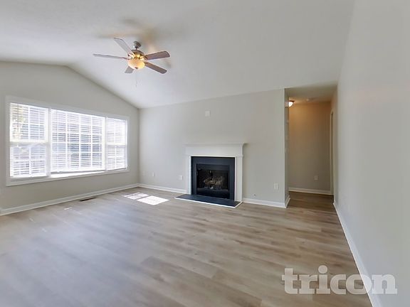 2nd image of 228 S Red Oak Way