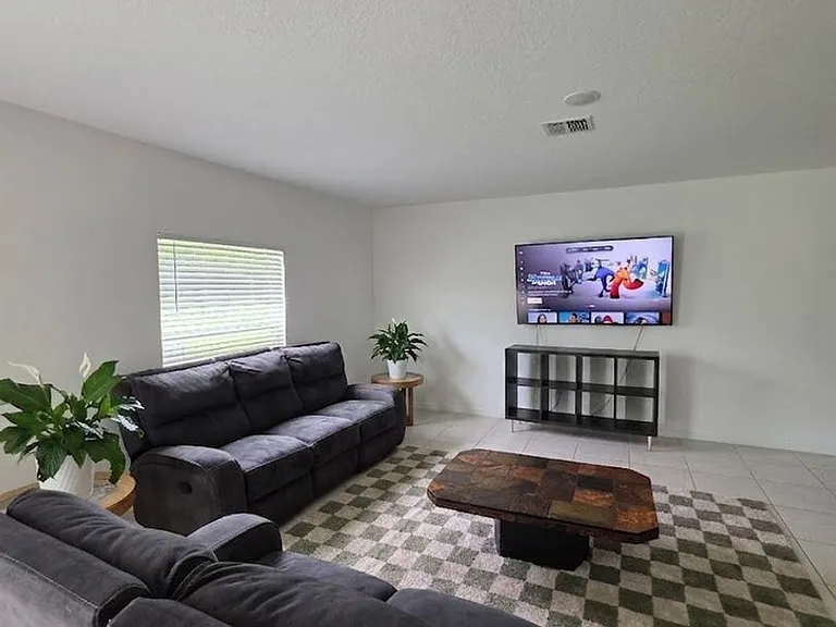 216 Citrine Loop — Photo 3