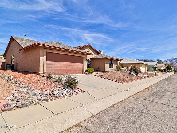2nd image of 2610 W Camino Del Medrano