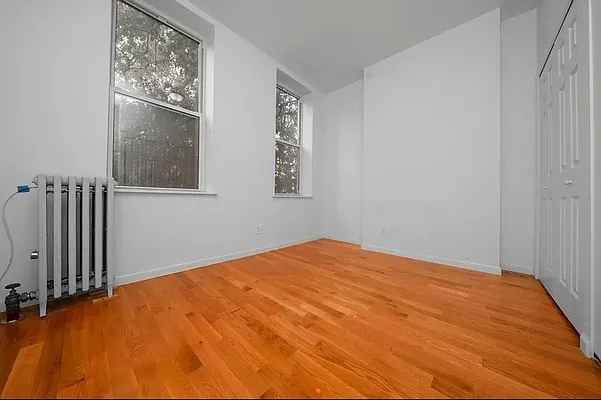 Rented by REAL New York | media 21