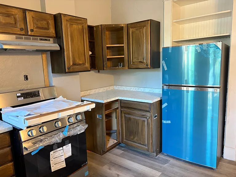 907 Chartiers Ave #2 — Photo 10