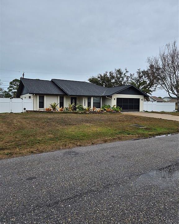 1st image of 1080 Leeward Rd