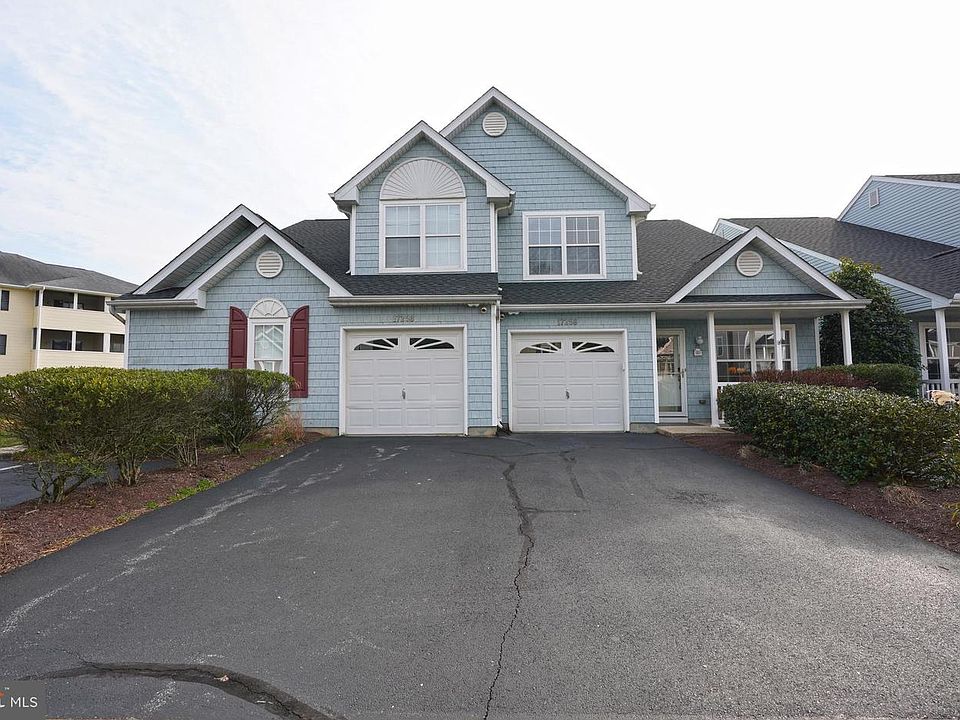 1st image of 17256 Queen Anne Way