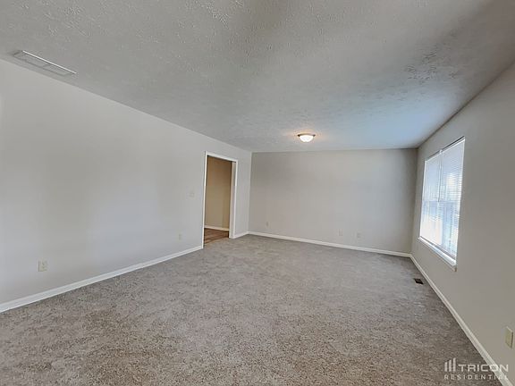 3rd image of 11134 Oakspring Ct