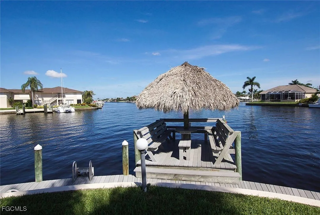 2 bed, 2.0 bath, 1296 sqft, $3,600 — Photo 1